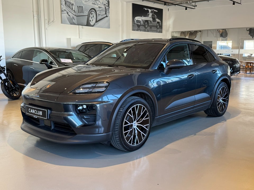 Porsche Macan 4 5d