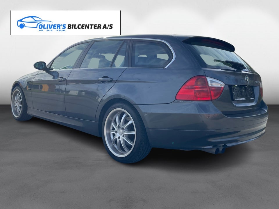 BMW 325i 2,5 Touring 5d