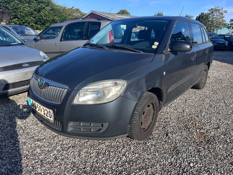 Skoda Fabia 1,4 16V Ambiente Combi 5d