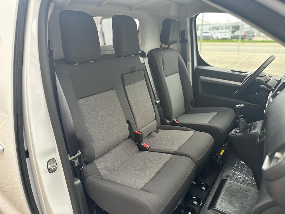 Peugeot Expert 2,0 BlueHDi 144 L2 Plus Van