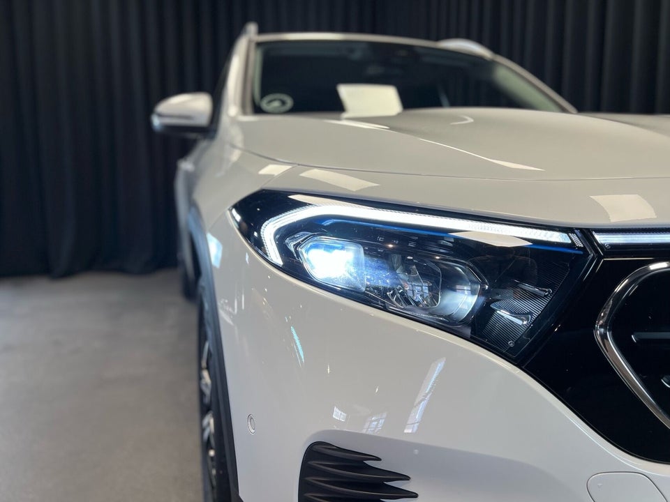 Mercedes EQB250+ Progressive 5d