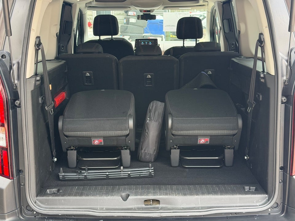 Peugeot e-Rifter 50 GT L2 7prs 5d