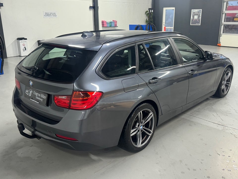 BMW 320d 2,0 Touring aut. 5d