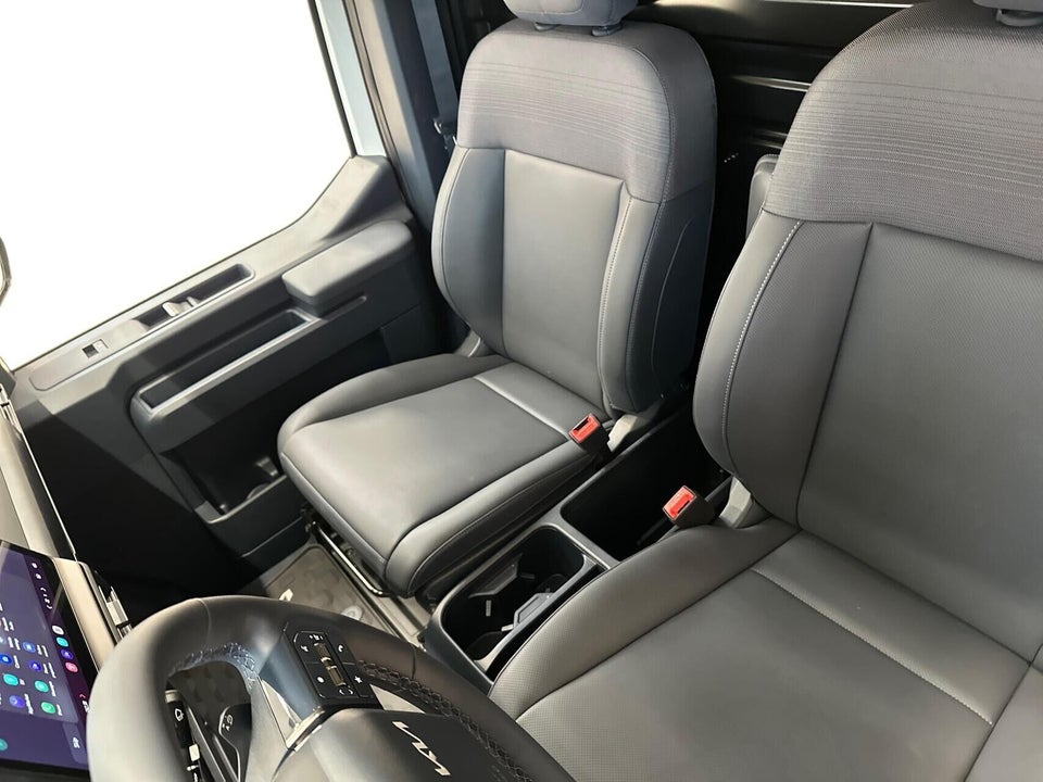 Kia PV5 71 Long Range Work Pro