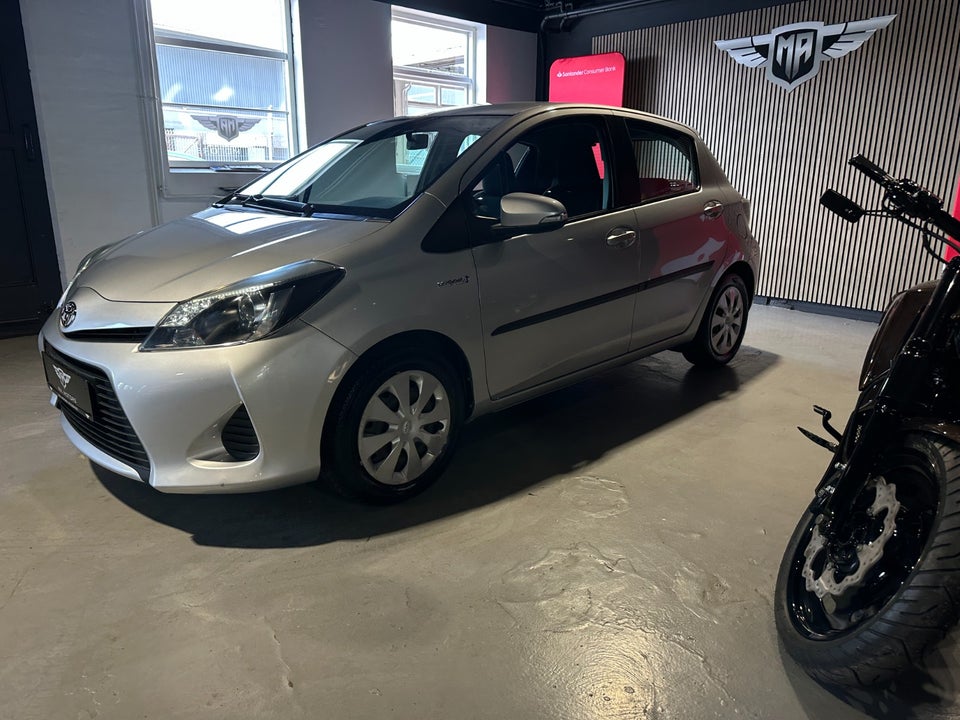 Toyota Yaris 1,5 Hybrid H2 Touch CVT 5d