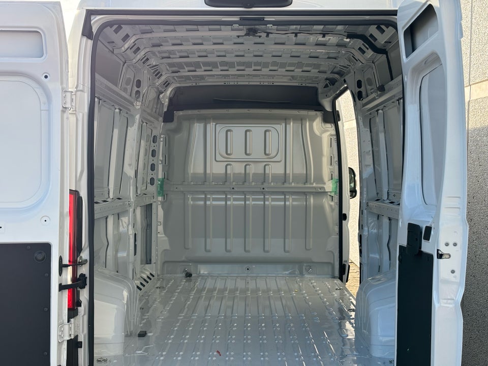 Fiat Ducato 35 Maxi 2,2 MJT 180 Kassevogn L3H2 Pro aut.