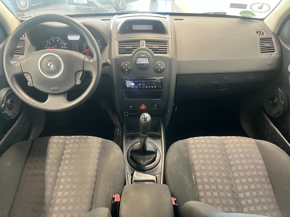 Renault Megane II 1,6 16V Touring stc. 5d