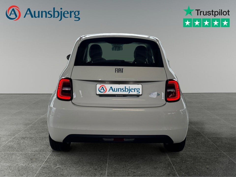 Fiat 500e 42 Icon 3d