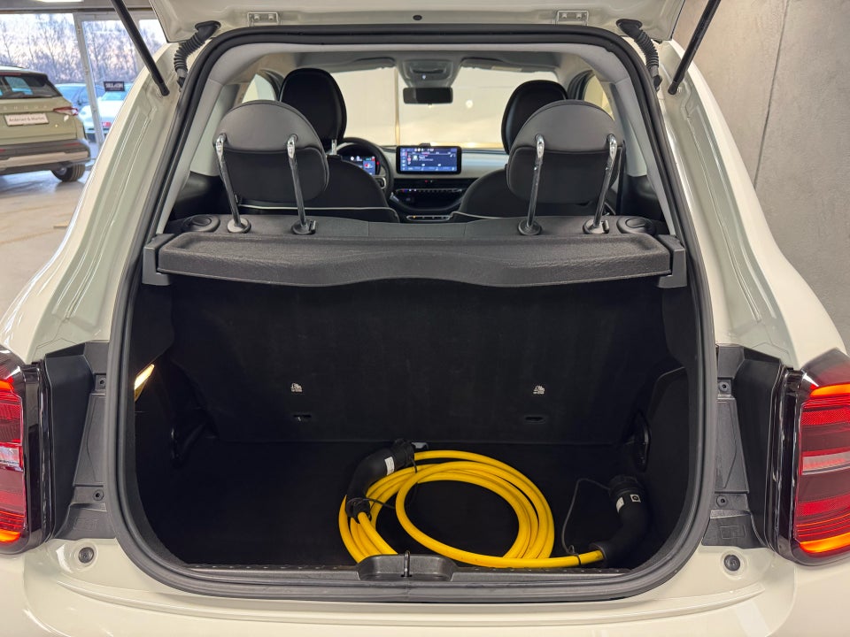 Fiat 500e 42 Icon 3d