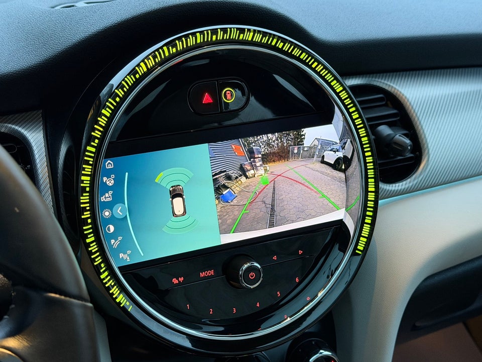 MINI Cooper SE Maximise 3d