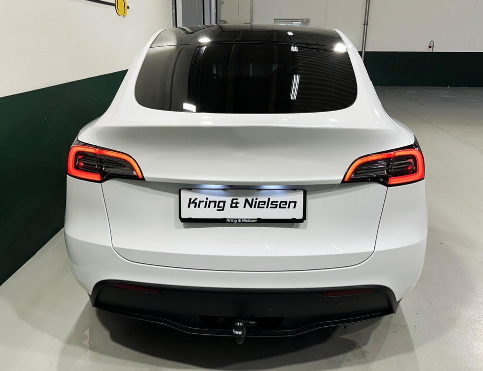 Tesla Model Y RWD 5d