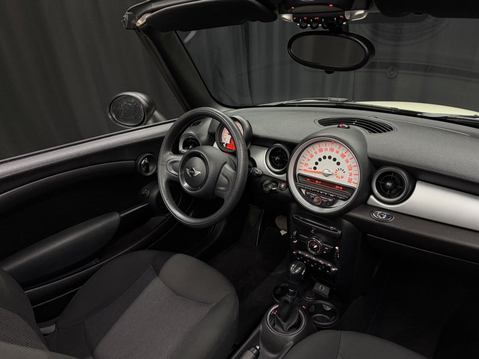 MINI One 1,6 Cabriolet aut. 2d
