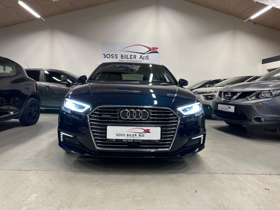 Audi A3 1,4 e-tron S-line Sportback S-tr. 5d