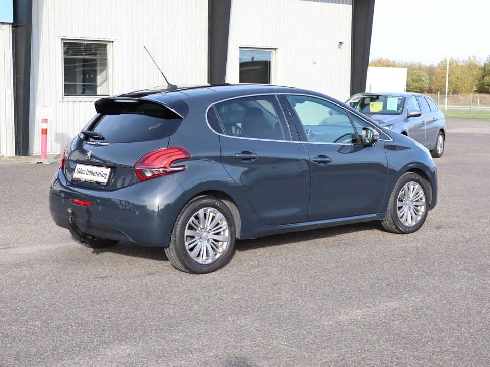 Peugeot 208 1,6 BlueHDi 100 Allure 5d