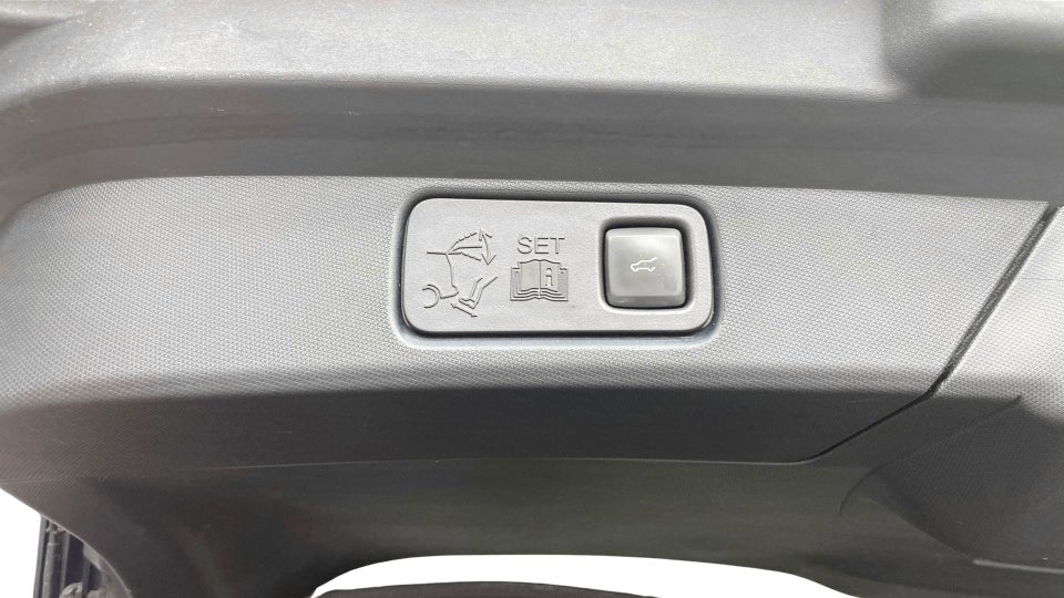 Ford Mustang Mach-E 75 Standard Range AWD 5d