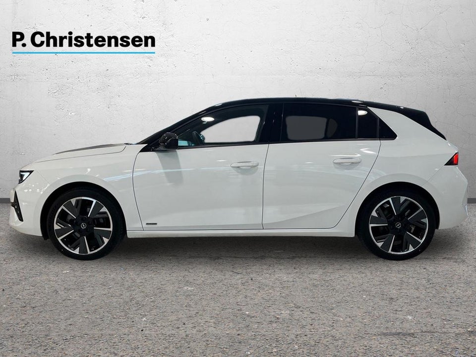 Opel Astra-e 54 Ultimate 5d