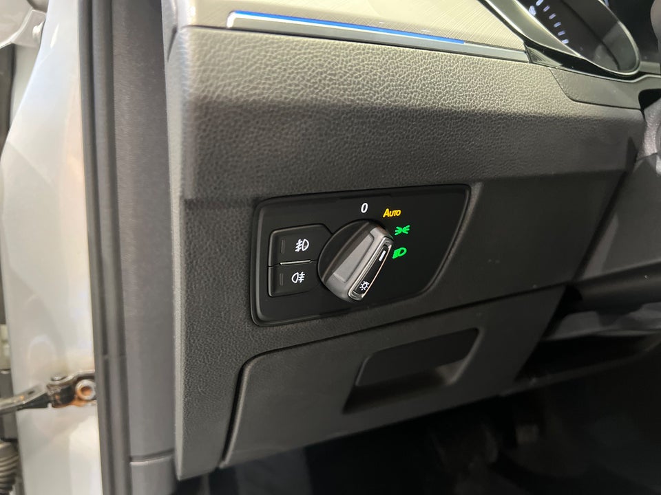 VW Passat 2,0 TDi 122 Business Variant DSG 5d