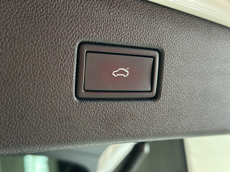 VW Tiguan 1,4 eHybrid R-line DSG 5d