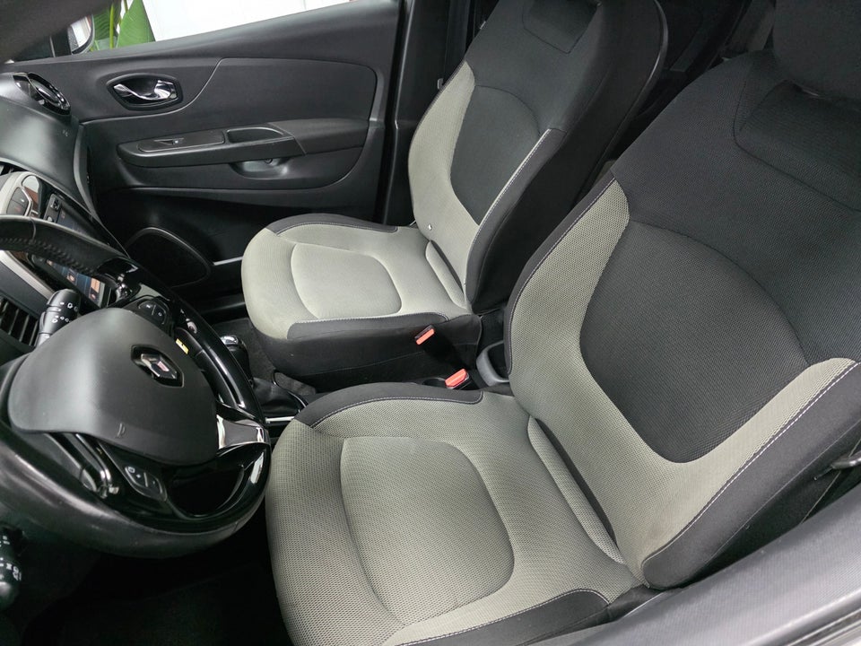 Renault Captur 1,2 TCe 120 Expression EDC 5d