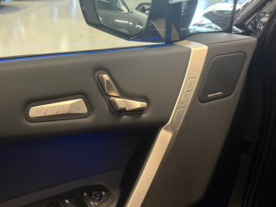 BMW iX xDrive40 Fully Charged 5d