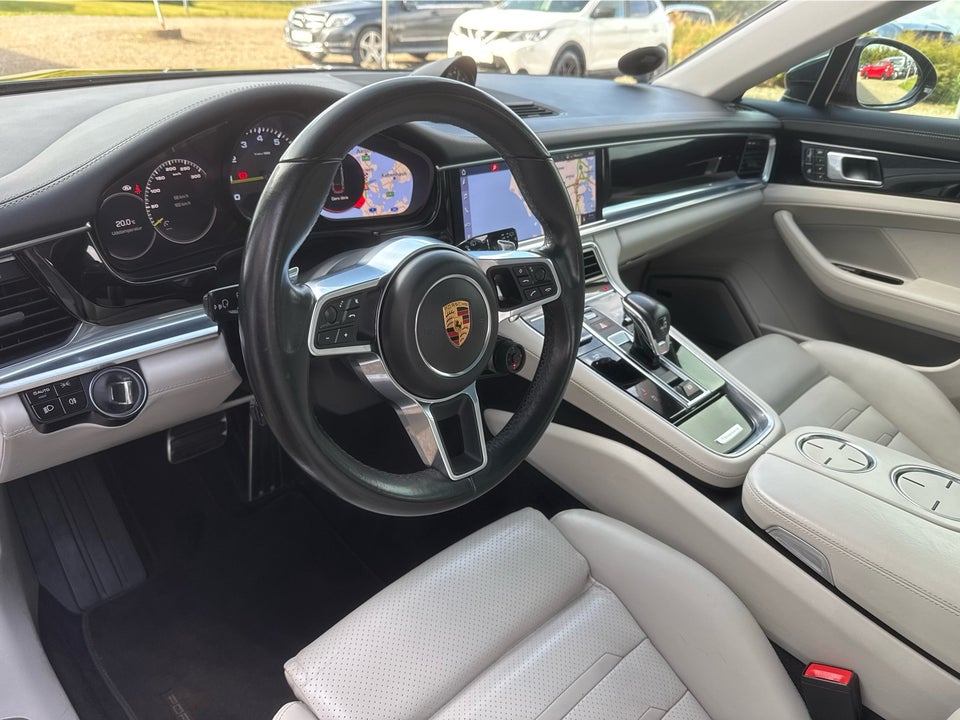 Porsche Panamera 4 2,9 E-Hybrid Sport Turismo PDK 5d