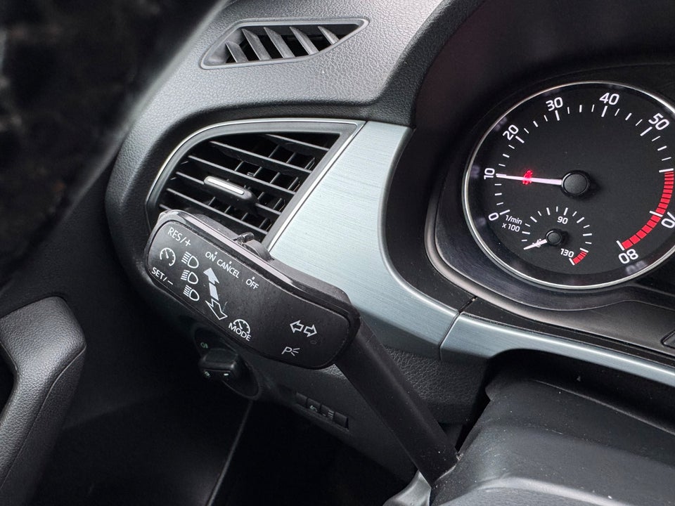 Skoda Fabia 1,0 TSi 110 Ambition Combi DSG 5d