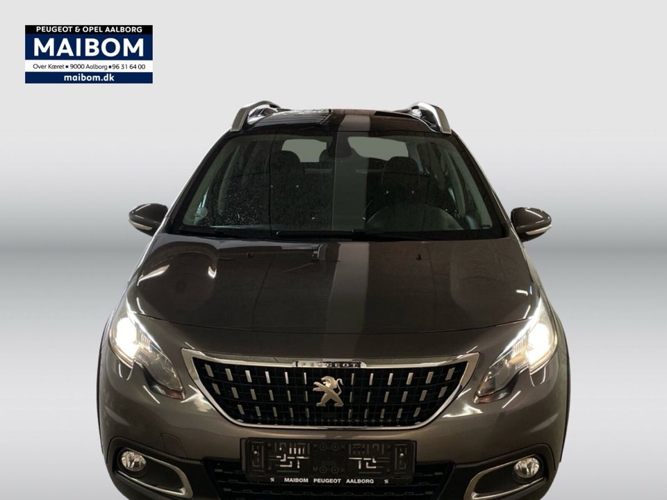 Peugeot 2008 1,2 e-THP 110 Selection Sky 5d