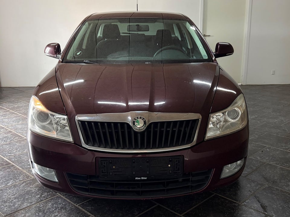 Skoda Octavia 1,6 TDi 105 Ambiente Combi 5d