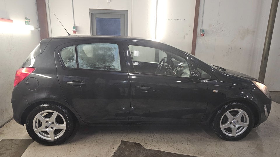 Opel Corsa 1,3 CDTi 95 Cosmo eco 5d