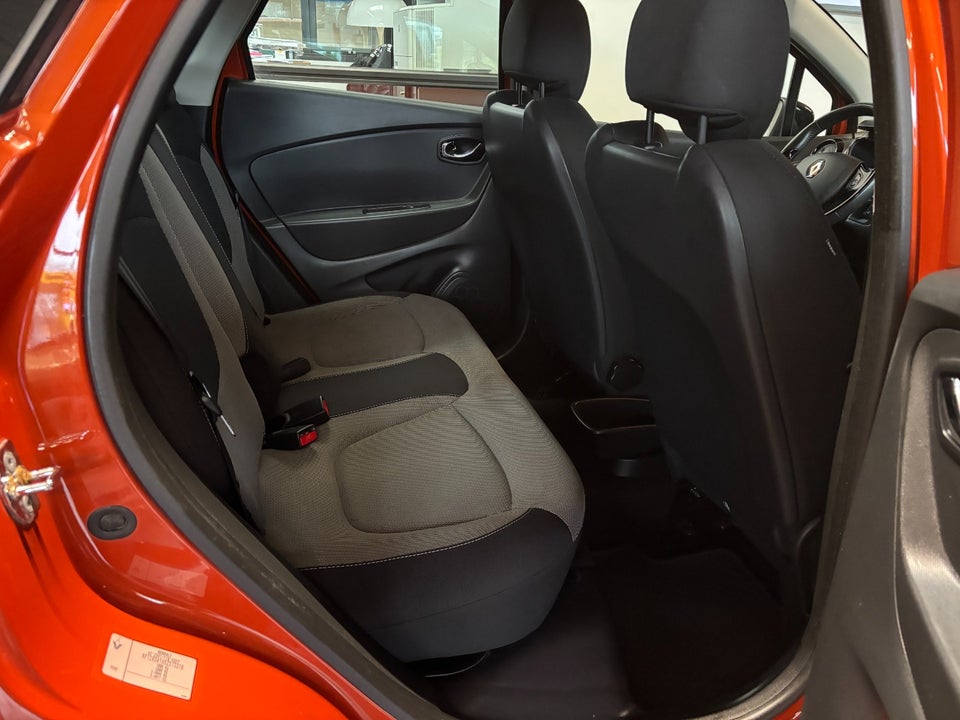 Renault Captur 0,9 TCe 90 Expression 5d