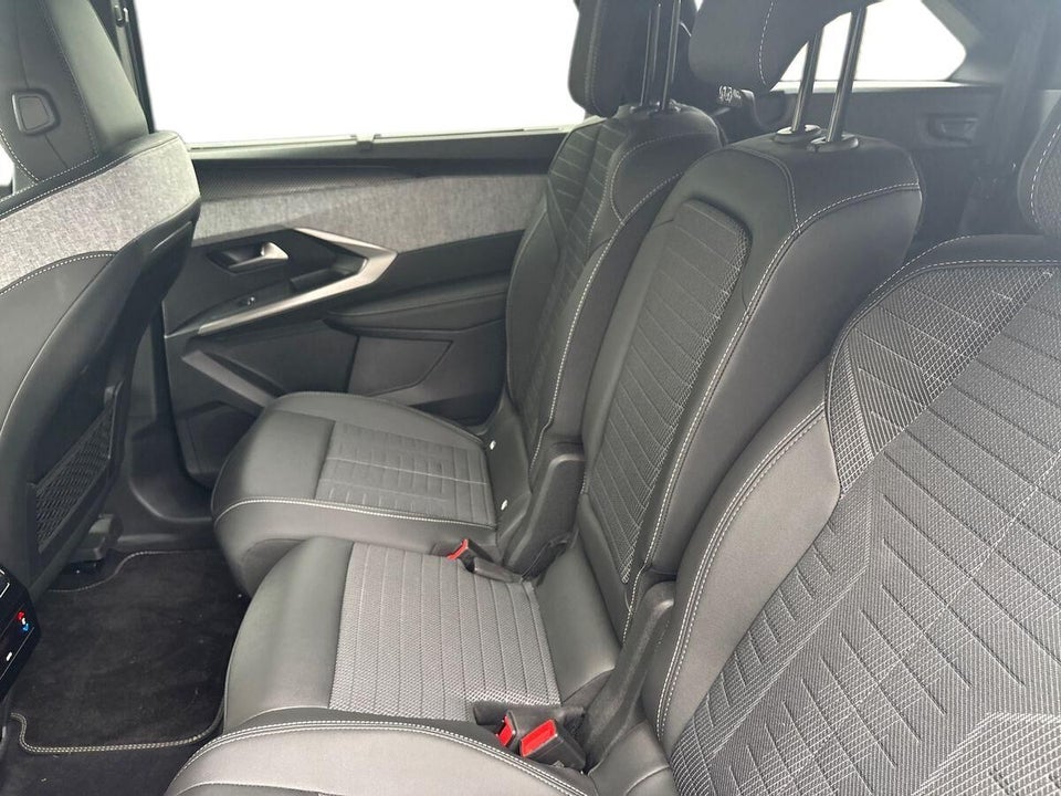 Peugeot e-5008 77 GT Pack 7prs 5d