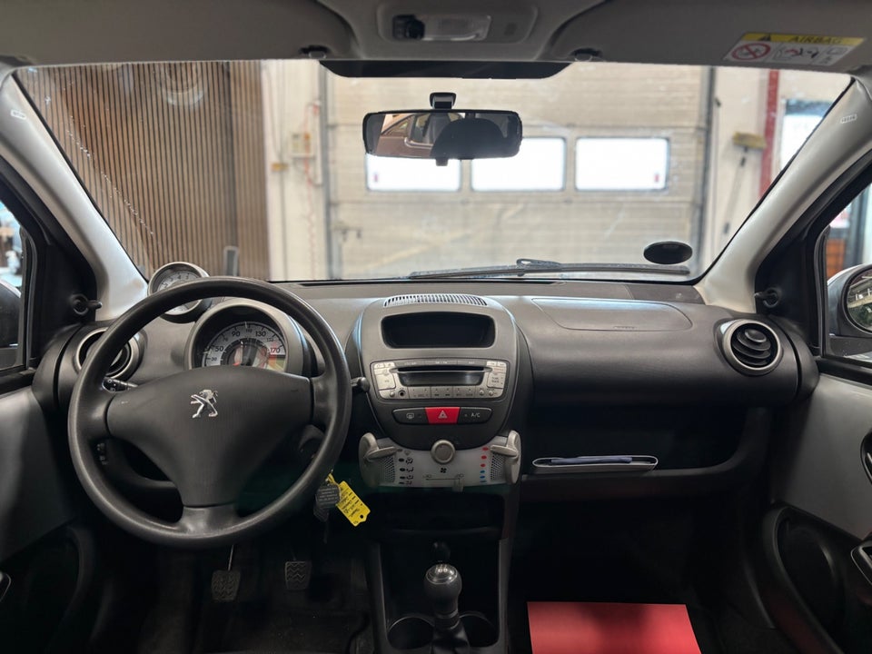Peugeot 107 1,0 Champion Air 5d