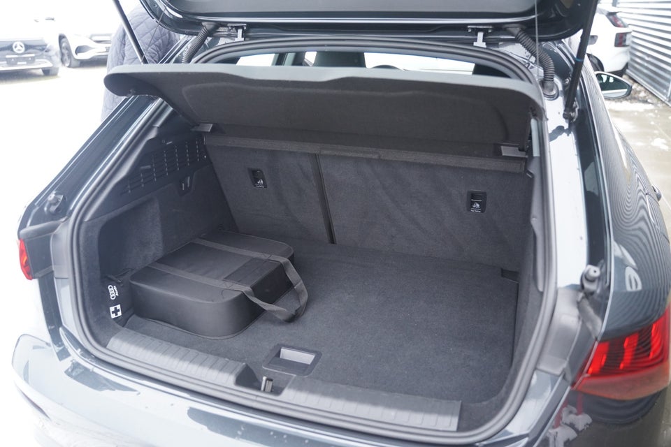 Audi A3 40 TFSi e Sportback S-tr. 5d