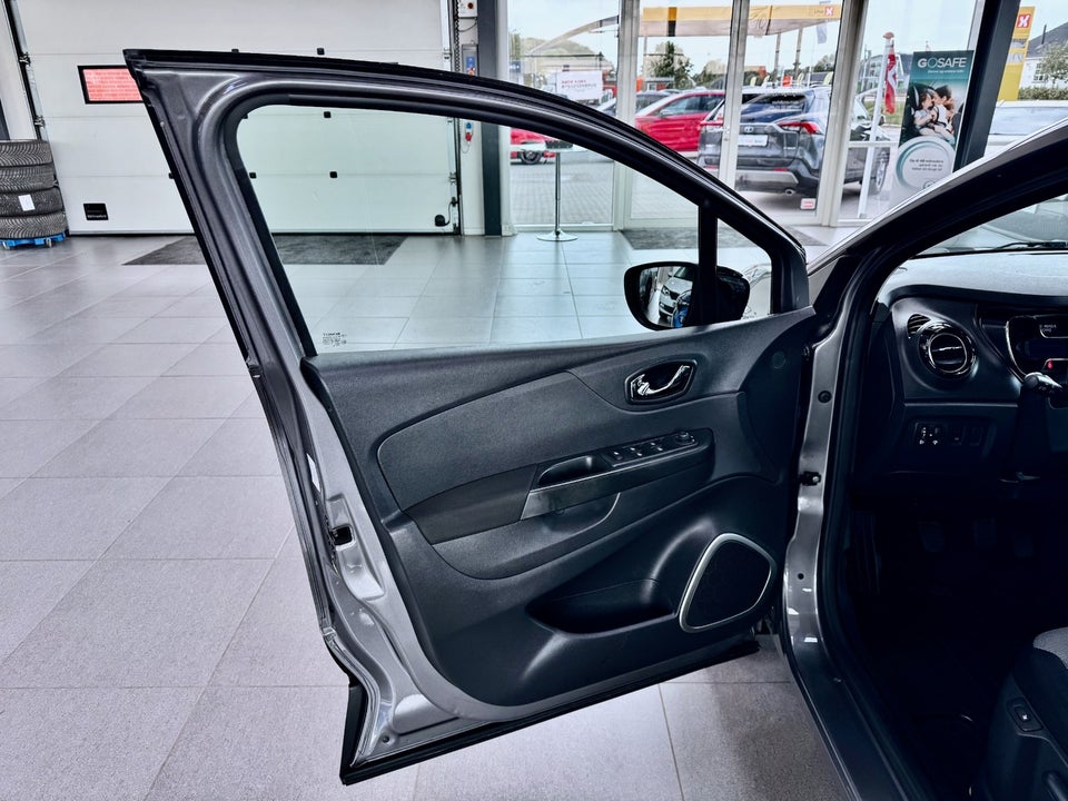 Renault Captur 1,5 dCi 90 Expression 5d
