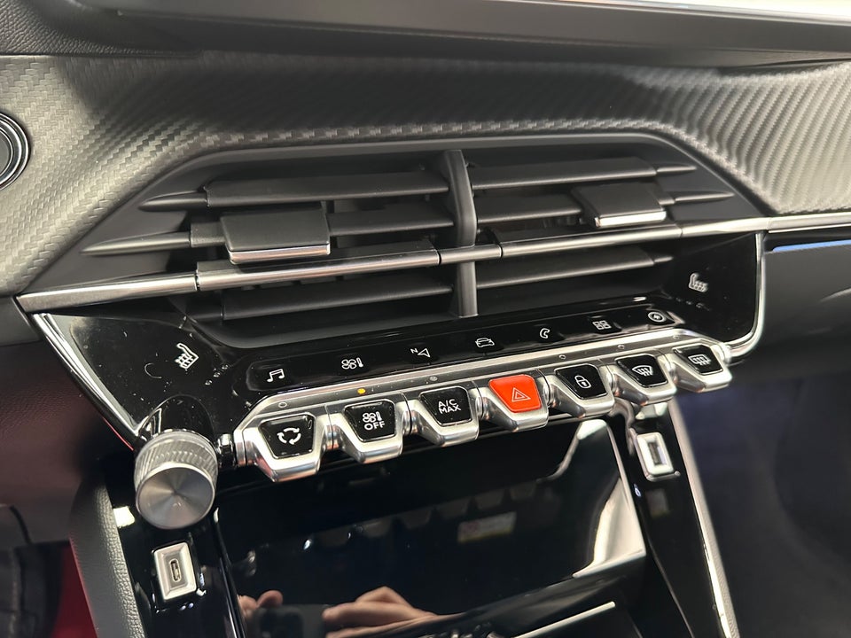 Peugeot e-2008 50 GT 5d