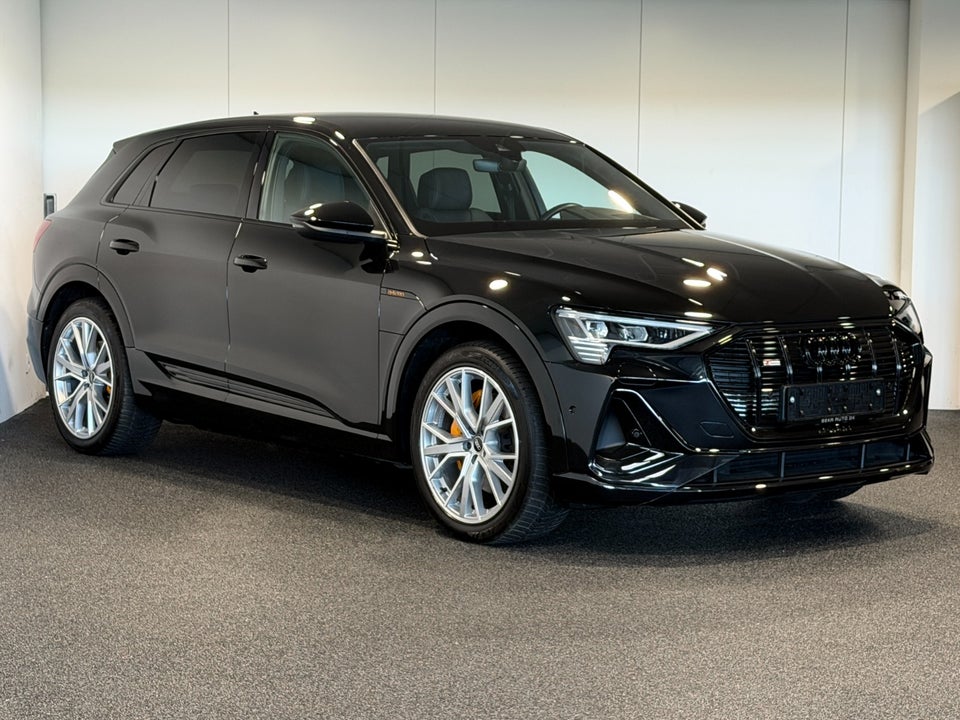 Audi e-tron 55 S-line quattro 5d