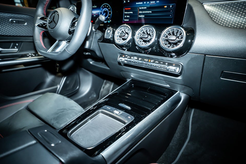 Mercedes EQA250+ AMG Advance 5d