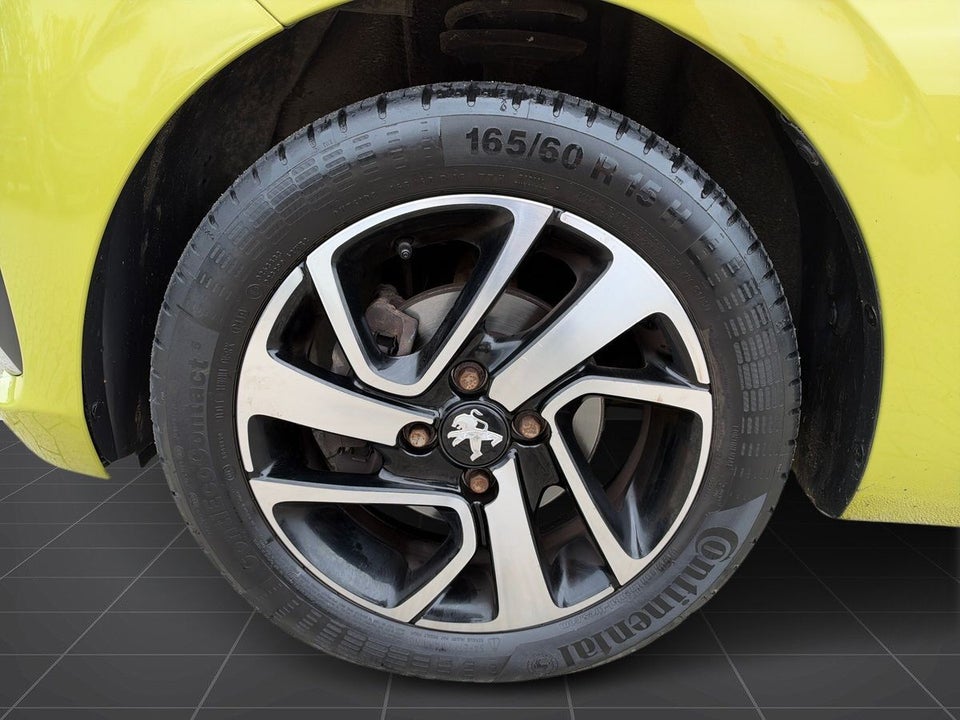 Peugeot 108 1,0 e-VTi 72 Allure+ 5d