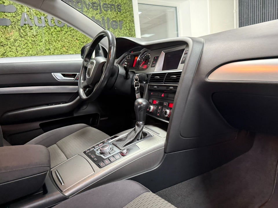 Audi A6 2,4 V6 Avant Multitr. 5d