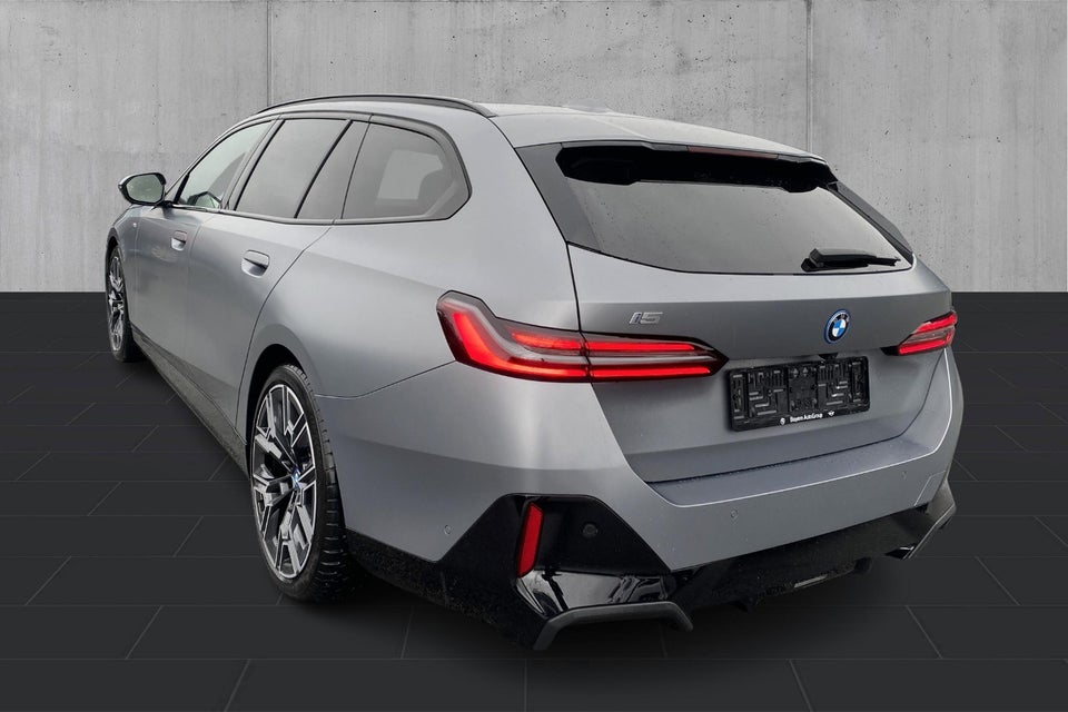 BMW i5 eDrive40 M-Sport Pro 4d