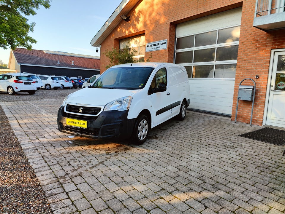 Peugeot Partner 1,6 BlueHDi 100 L2 Flex Van 5d