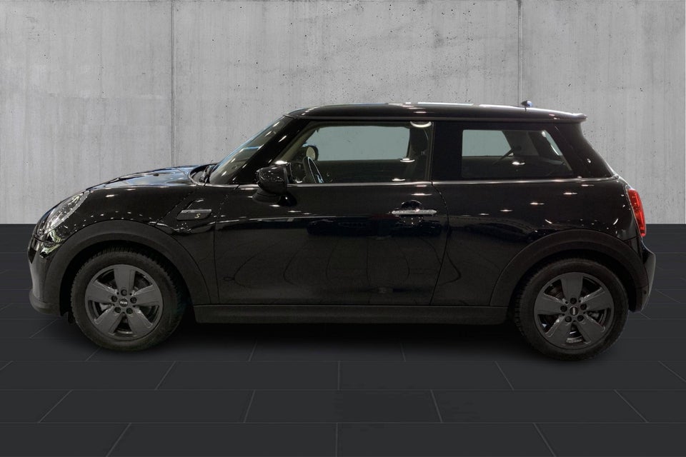 MINI Cooper SE Classic Trim 3d