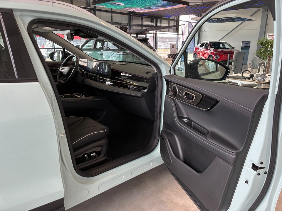 Omoda 5 EV Premium 5d