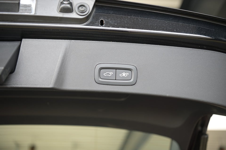 Volvo XC40 1,5 T5 ReCharge Inscription aut. 5d