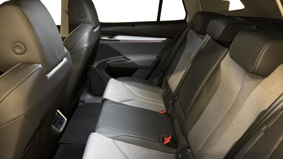 Skoda Enyaq 85 iV Premium 5d