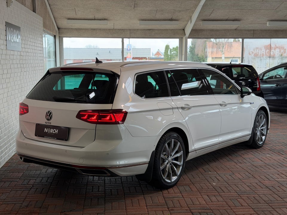 VW Passat 1,4 GTE DSG 4d