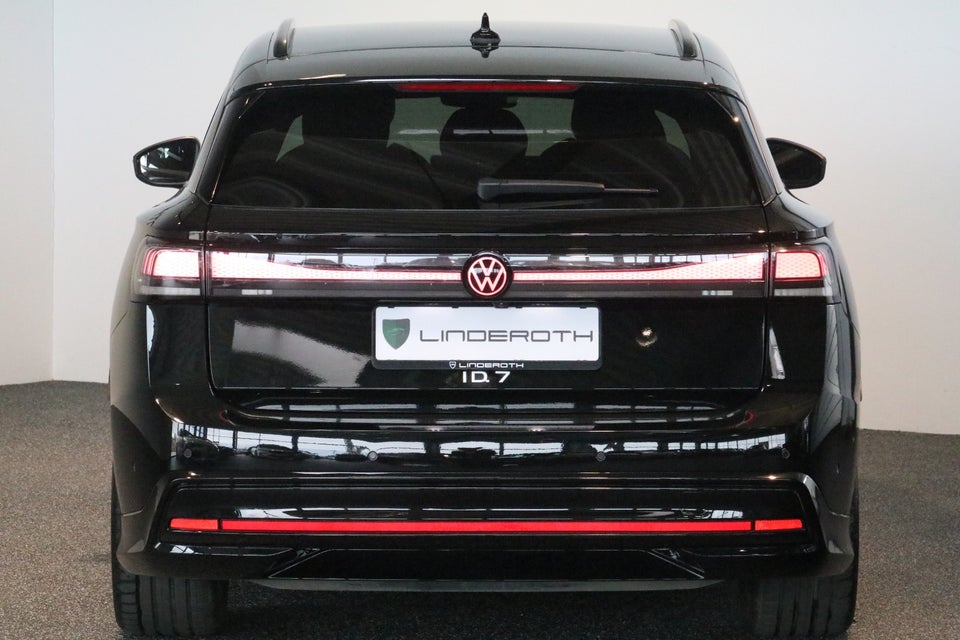 VW ID.7 77 Pro Tourer 5d