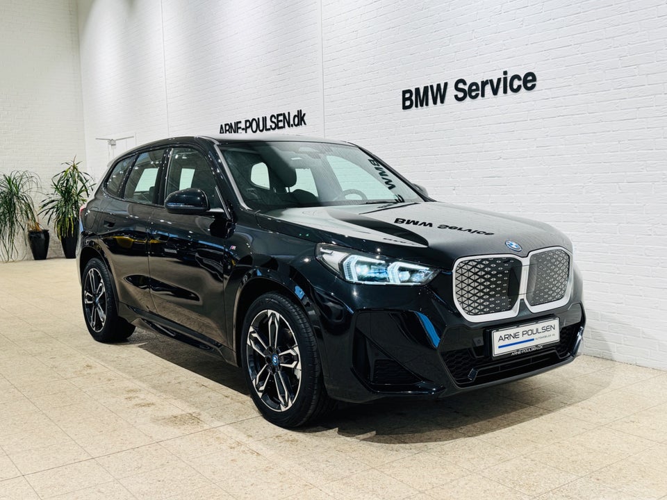 BMW iX1 eDrive20 M-Sport 5d