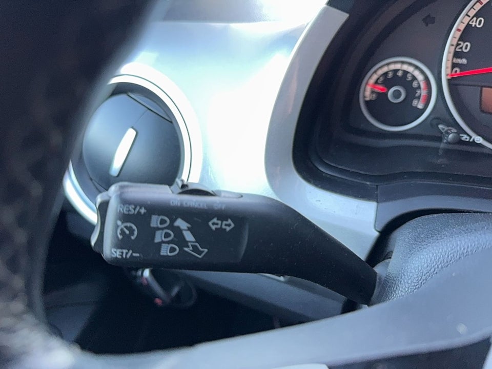 VW Up! 1,0 60 Style Up! BMT 5d