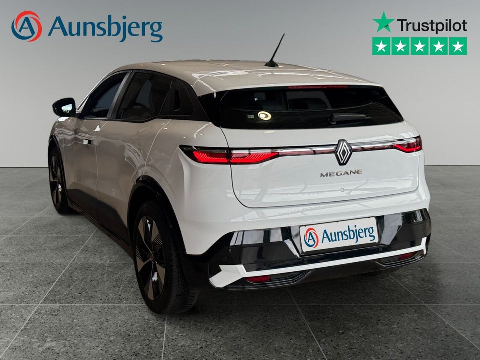 Renault Megane E-Tech 40 Equilibre 5d